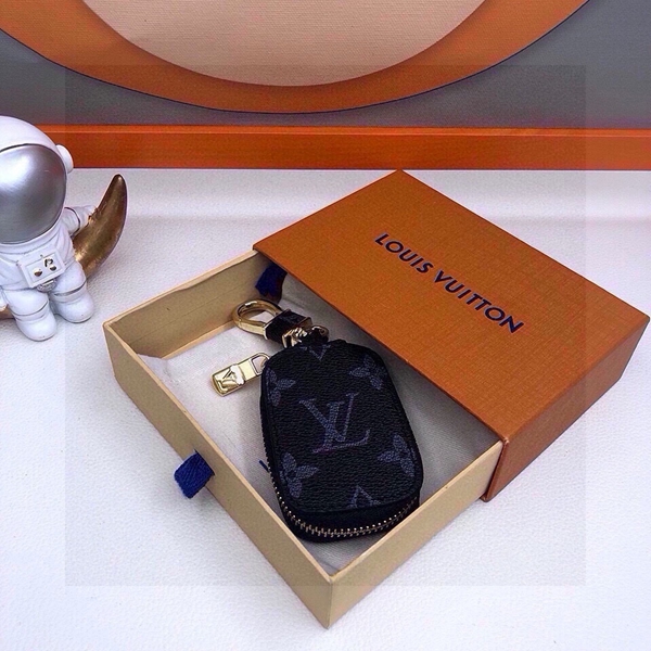 ブランドキーホルダー着用イメージ